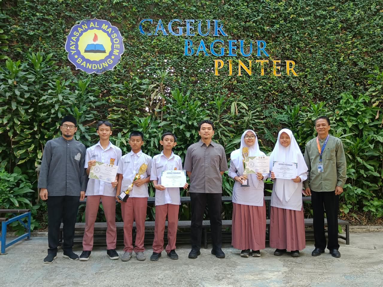 Deretan Prestasi Gemilang Siswa Al Ma’soem di Ajang Olimpiade Sains dan Bahasa Kota Bandung